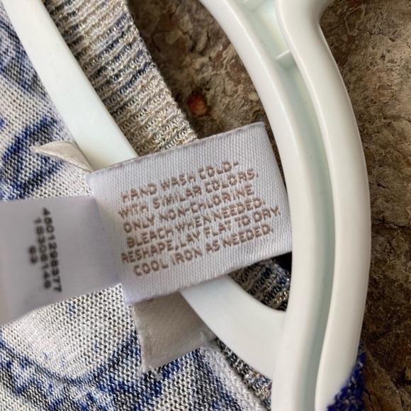 Chico's cardigan size 1 - Picture 6 of 10